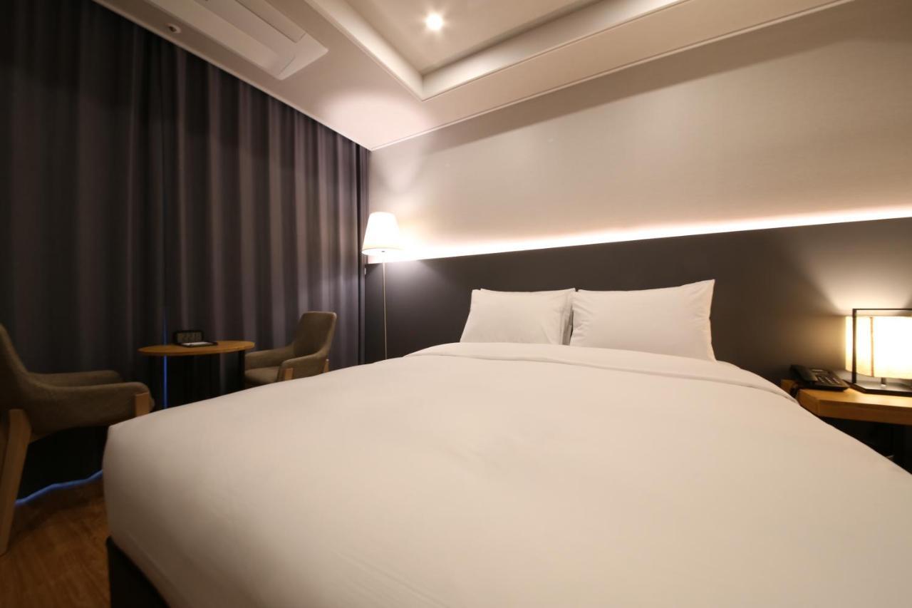 The Mains Hotel チョナン エクステリア 写真